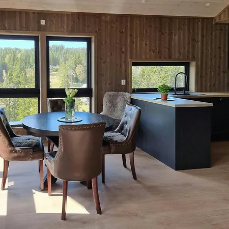 Feriehus Modern By Sveavannet In Nordmarka *